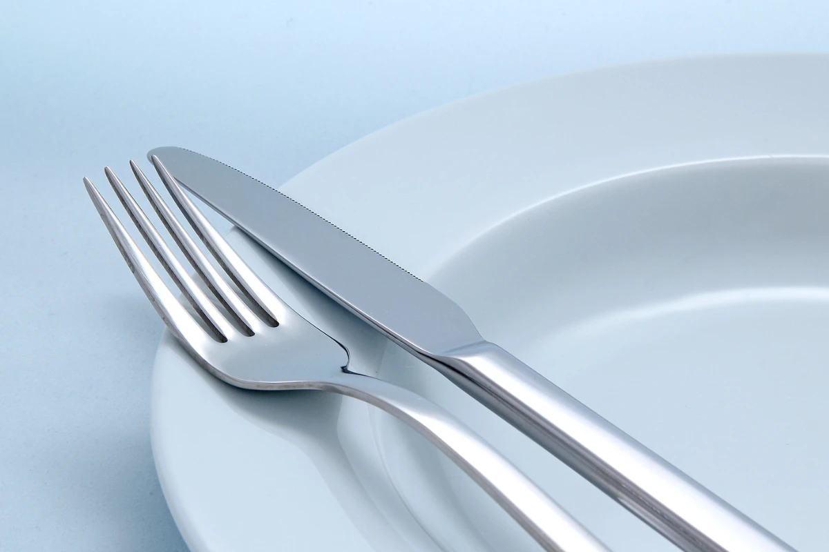 Non buttare le vecchie forchette in argento: prendono valore anno dopo anno