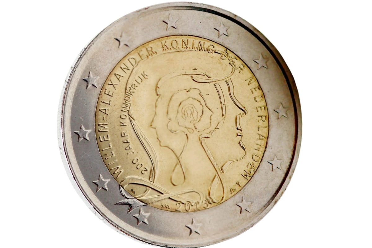 Questa 2 euro sembra normale ma in realtà nasconde un segreto: l’esperto ti spiega perché può valere molto di più